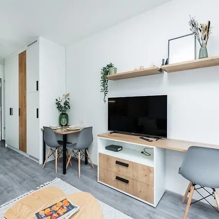 Rentero Mymozart Aparthotel 4*