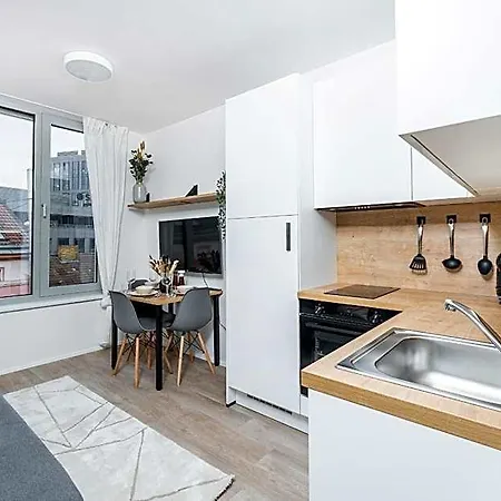Rentero Mymozart 4* Praga