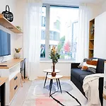 Rentero Mymozart Apartmanhotel