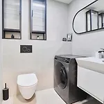 Rentero Mymozart Apartmanhotel
